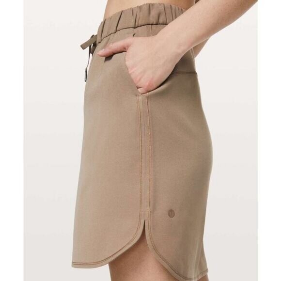 Lululemon On the Fly Woven Drawcord Skirt Size 4 Frontier Tan - Picture 4 of 10